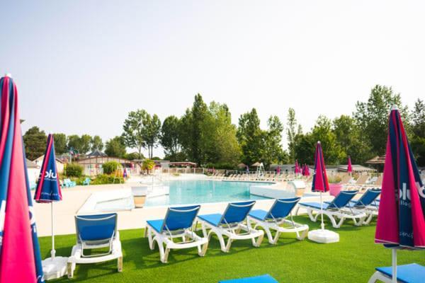 Camping Officiel Siblu Domaine De Dugny Onzain Exterior foto